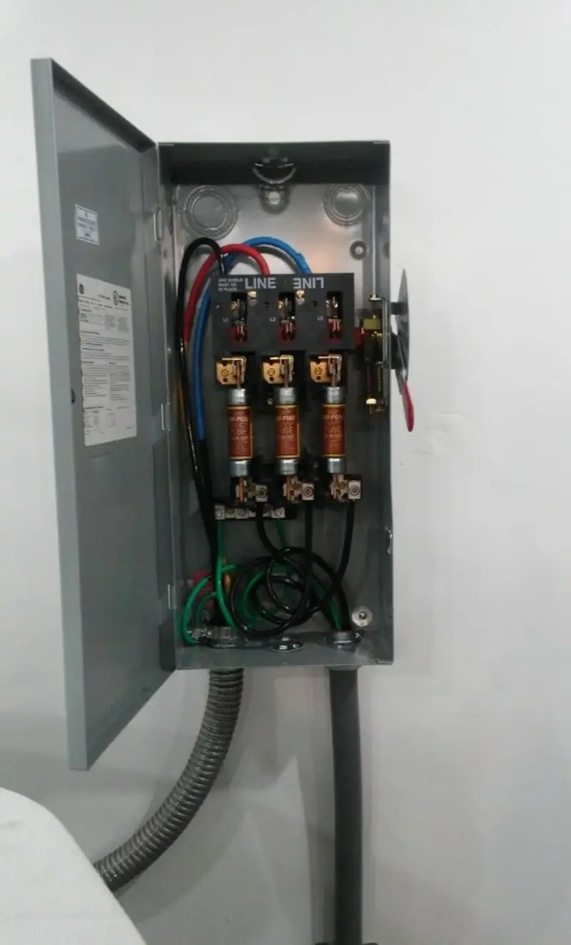 Three-phase disconnect switch installed for Smoke Detector Installation in Gulf Shores